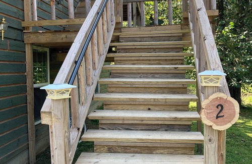 French Lick Cabin | Modern cabin. Close to everything. Pet Friendly! Your home away from home!