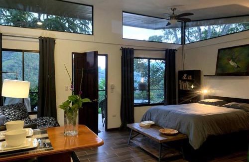 Orosi Ski Chalet | Modern cabin nestled in mountain nature. Paradise!