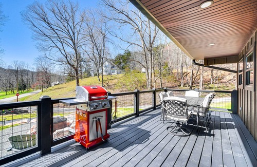 Tallassee Cabin | Modern Cabin w/Hot Tub: Near Tail of the Dragon!