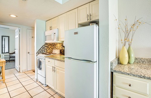 Myrtle Beach Condo | Modern Caravelle Resort Condo: Near Golf Courses!