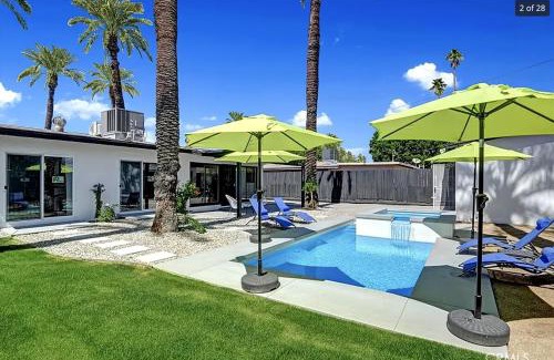 Indio House | Modern Coachella Poolside Oasis