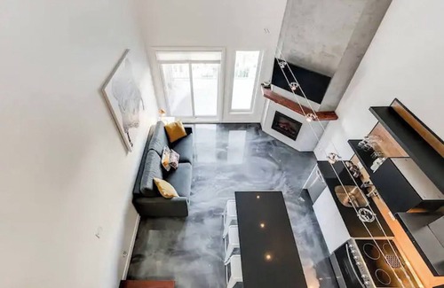Mont-Tremblant Village Apartment | Modern condo 10 min. drive from ski resort, with mountain views