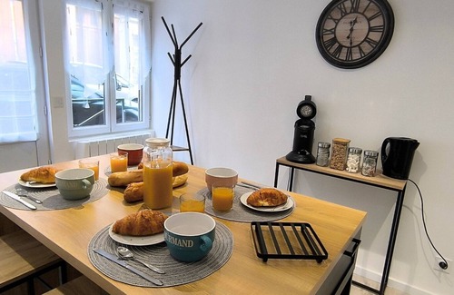 Bernay House | « Modern Cosy » Hyper Centre Bernay