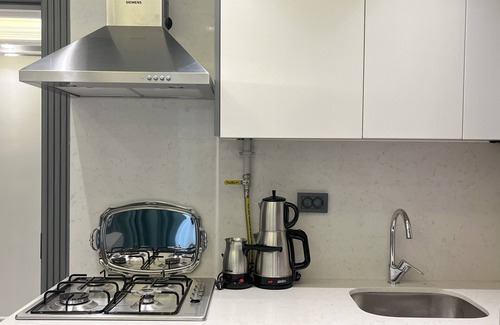 Zeytinburnu Apartment | Modern Cozy Studio next to Fisekhane & Marmaray