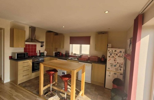 Umberleigh Cabin | Modern Devon retreat surrounded by the moors, perfect for families or relaxing.