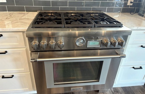 Sombrero Ranch House | Modern Farm House with a Pool