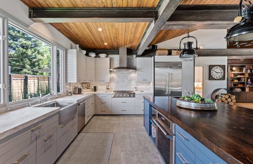 Coombsville House | Modern Farmhouse In Combsville Napa