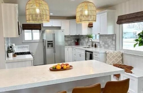 Mountain Home House | Modern Home Fully Remodeled W/Exercise Area