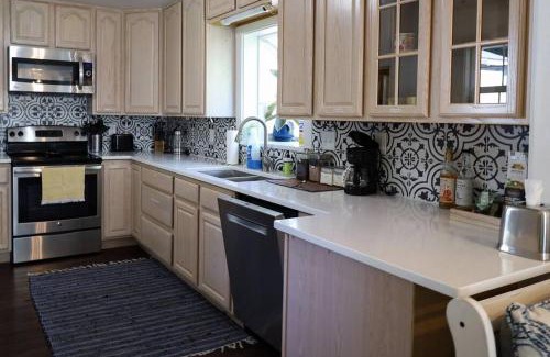 Downtown Klamath Falls House | Modern Home In Heart Of Downtown Klamath Falls