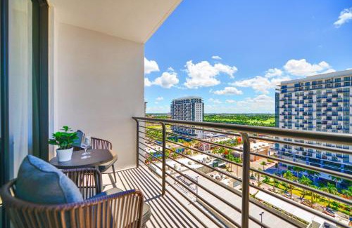 Doral Apartment | Modern Hotel with Pool & Gym in Prime Doral Location