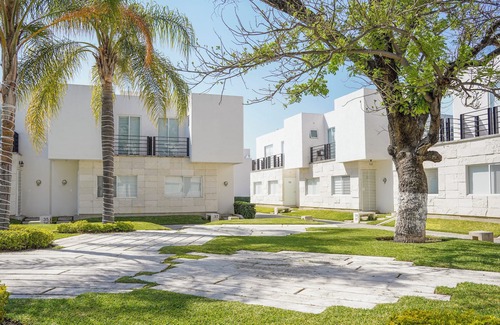 Yautepec House | Modern House in Yautepec l Pool & Garden