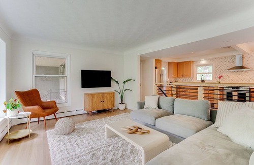White Bear Lake House | Modern Lake Home!