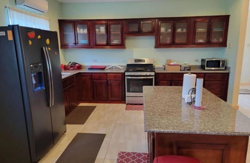 Georgetown Apartment | Modern, large two-story home at the Elaineville community. Gated w/24/7 security