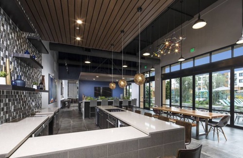 Menlo Park Condo | Modern Living in Silicon Valley: 2BR Condo near Facebook