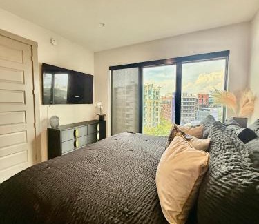 Home Park Apartment | Modern luxury at the Interlock