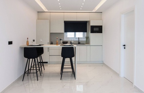Alimos Apartment | Modern Luxury Athens Riviera w Sea View