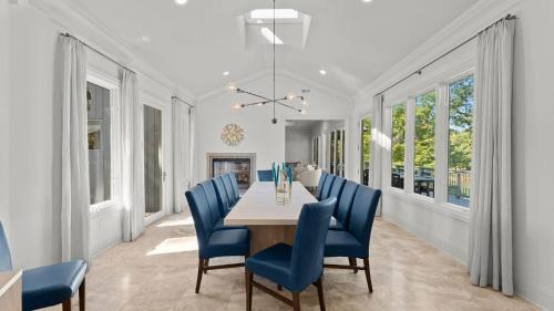 Denver House | Modern Masterpiece by AvantStay Waterfront Private Dock