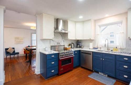 Durham House | Modern Mill House Walk To Downtown Durham