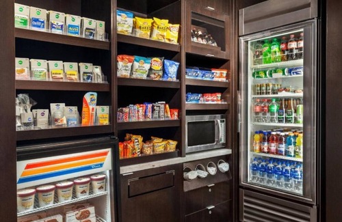 Morgan Hill House | Modern Morgan Hill Hotel Near San Jose, CA