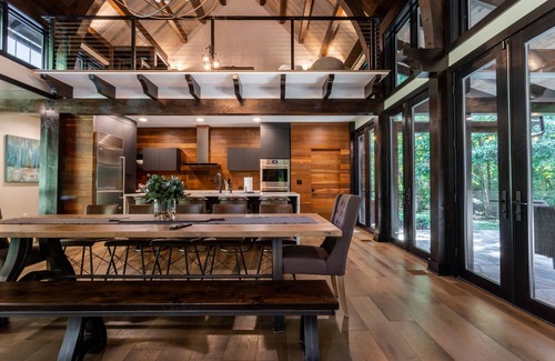 Maggie Valley House | Modern Mountain Creekhouse | Stunning Home with Impeccable Architecture Fireplace, and Fire Pit