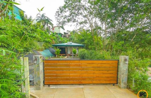 Platanillo House | Modern Mountain View Home by Nauyaca Waterfall