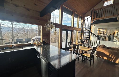 James Creek Cabin | Modern Mountainside Retreat w/Hot Tub, WiFi, Kitchen & Scenic Views