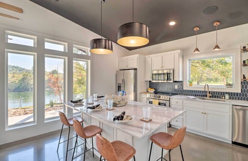 Norfork House | Modern Norfork House w/Patio on White River!