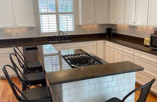 Aiken House | Modern open-concept 3BR home in downtown Aiken, walk to everything.