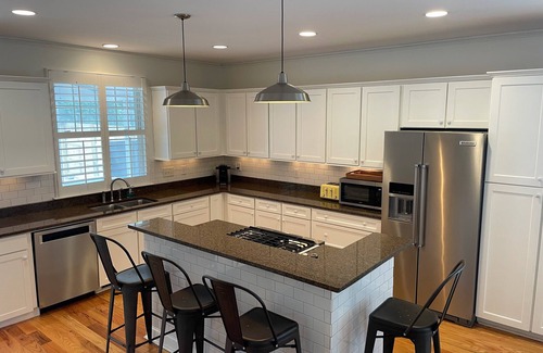 Aiken House | Modern open-concept 3BR home in downtown Aiken, walk to everything.