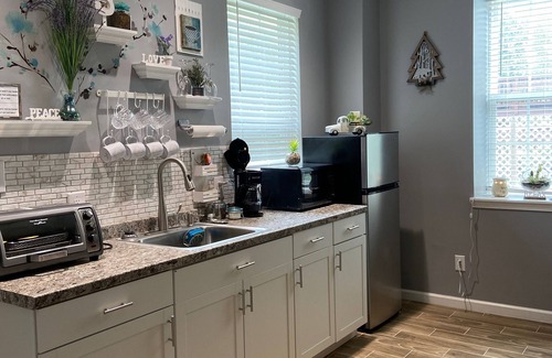 Concord Apartment | Modern rustic minutes from arena and speedway