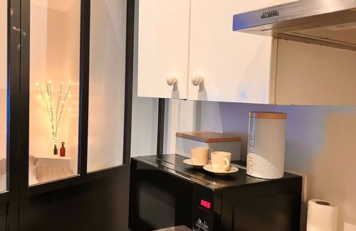 Brunoy Apartment | Modern Spa - Cozy & Chic Jacuzzi/Hyper center 🌹