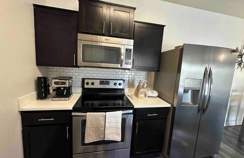Silverado Ranch Apartment | Modern Spacious 2BR/2BA in Vegas