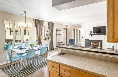 Chapel Hill Apartment | Modern & Spacious + UNC Vacation Rental