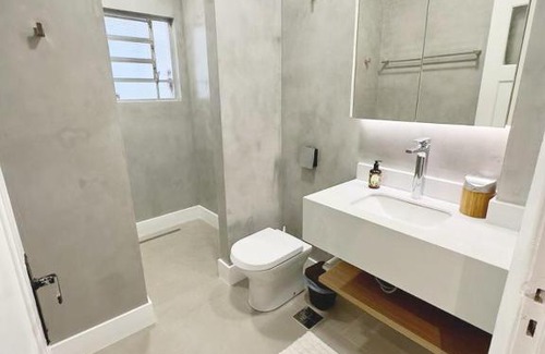 Aparecida Apartment | Modern, spacious with beach view!