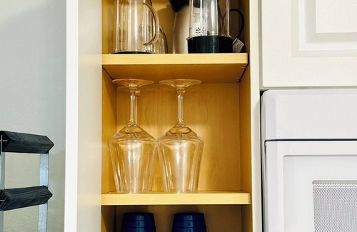 Walsingham Apartment | Modern Studio 10 Min to Beach with Kitchen, AC, Fast Wi-Fi and Private Bathroom.