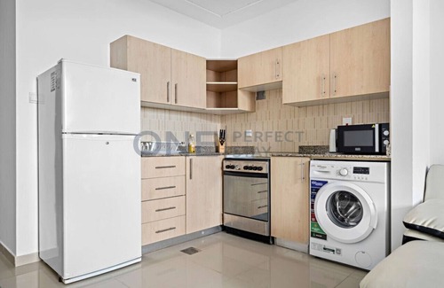 Dubai Apartment | Modern Studio Retreat at Damac Madison