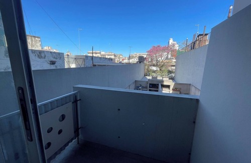 San Cristobal Apartment | Modern Studio with Balcony in the Heart of Buenos Aires