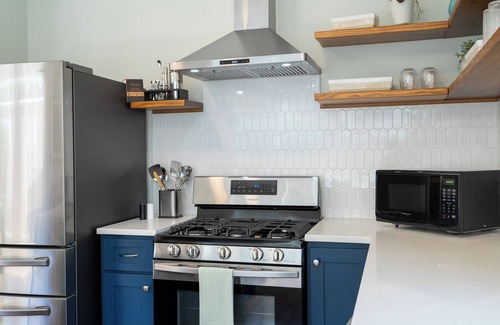 Greer House | Modern+Treetop+Terrace+Retreat