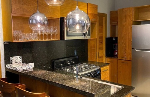 La Julia Apartment | ModernApartment|Elegant|DownTown|Pool|Gym|Sauna