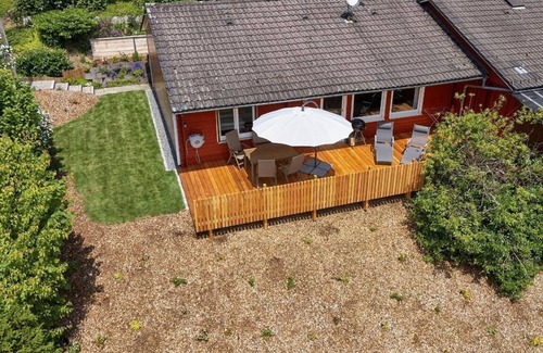 Haus im Wald Apartment | Modernes und gemütliches Holzhaus mit Kaminofen