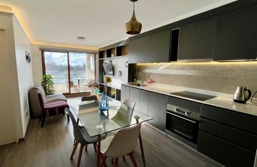 Los Angeles Apartment | Moderno Departamento Equipado Estacionamiento Privado 2D-2B con Excelente ubicación en Los Ángeles