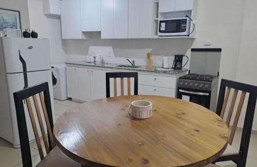Mendoza City Center Apartment | Moderno y nuevo apartamento con cochera en el centro