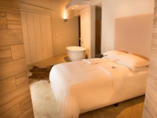 Thorny Bush Game Reserve Cabin | Moditlo River Lodge