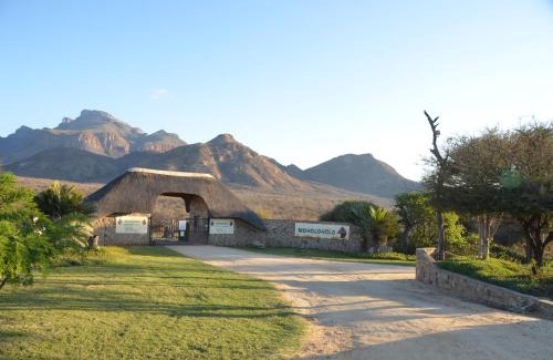 Hoedspruit Cabin | Moholoholo Mountain View