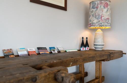 Molong House | Molong House WIth A View, NSW