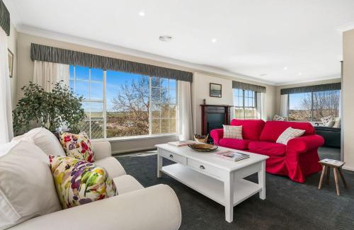 Molong House | Molong House WIth A View, NSW