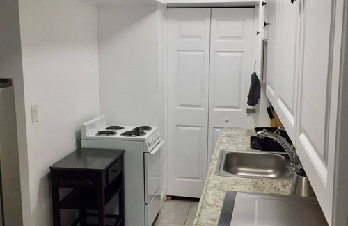 Derwood Villa | Mona's-luxurious 810-SF 2 Bedrooms, 2 full Baths, Beautiful & Bright Apartment.