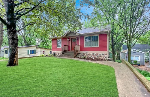 Spirit Lake Villa | Monarch Cove Home off West Lake