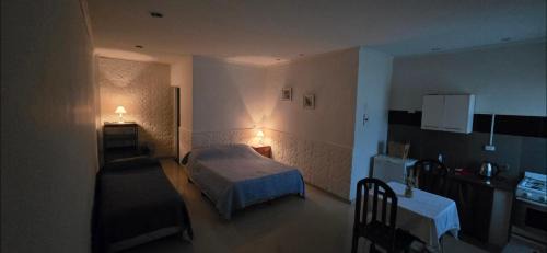 Yerba Buena Apartment | Monoambiente Pringles 1740 Parking Planta Baja