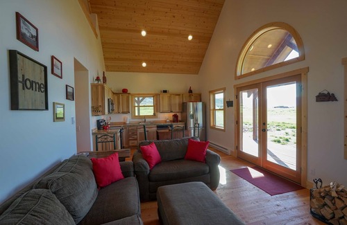 McAllister House | Montana Prairie Cabin